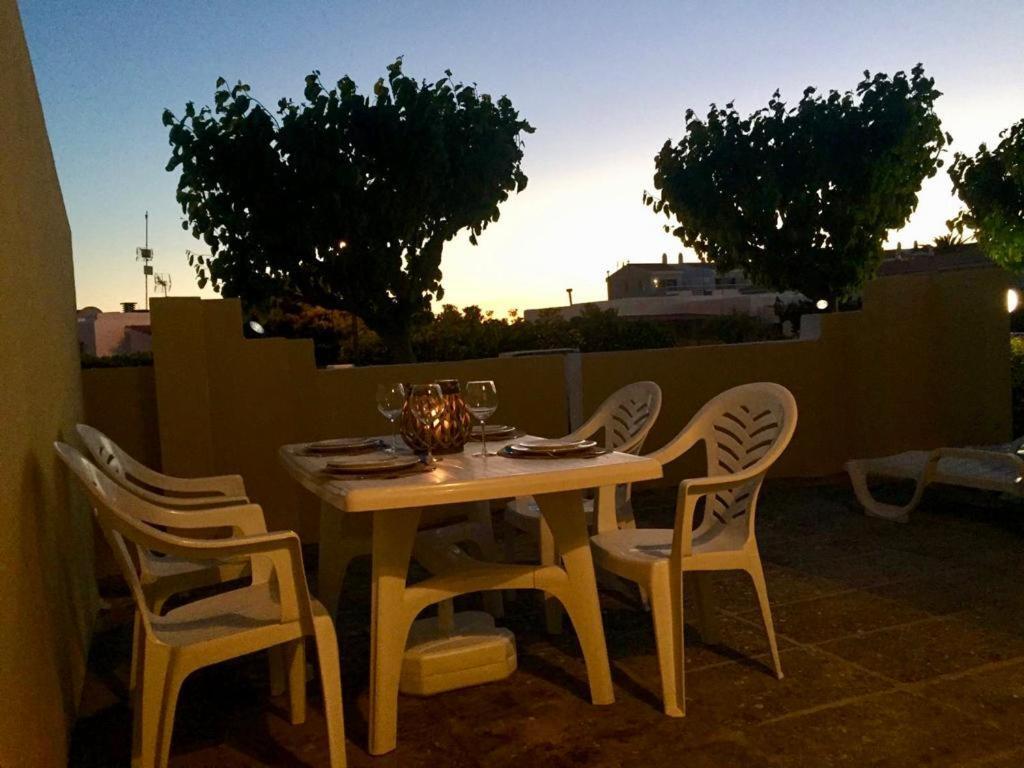 Apartamento 7 Palmeras Ciutadella  Bagian luar foto
